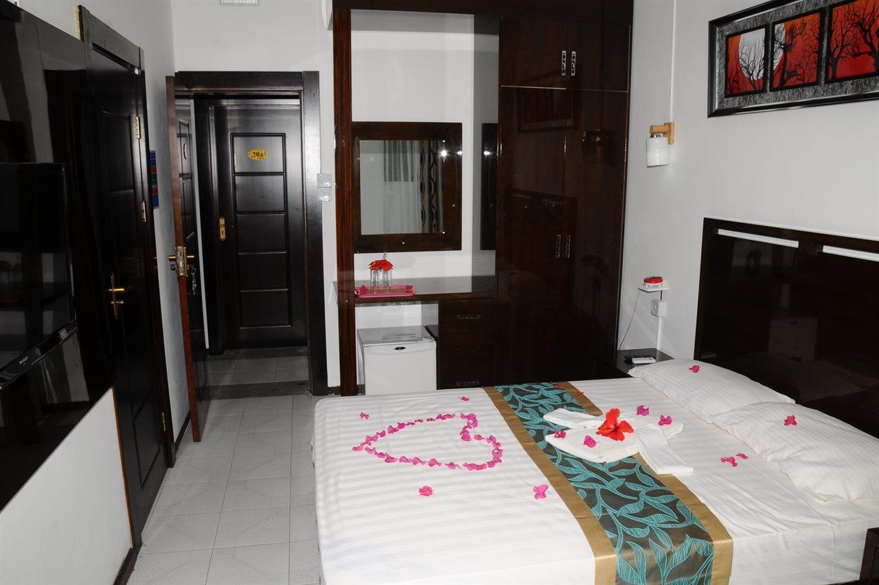 Manisa Hotel Flic en Flac Luaran gambar