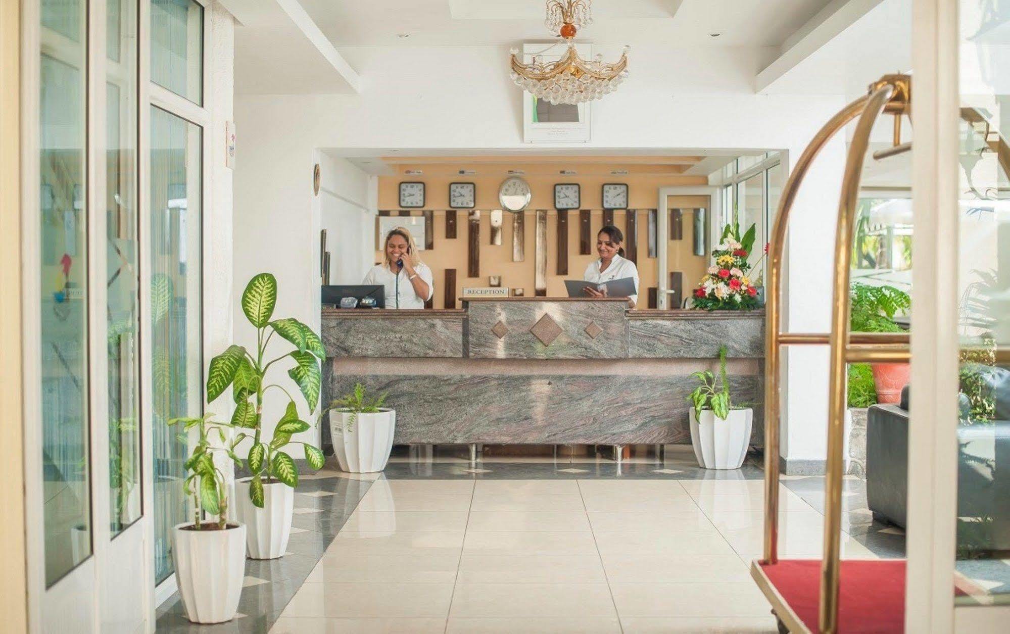 Manisa Hotel Flic en Flac Luaran gambar